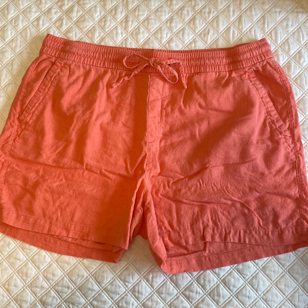 Linen shorts from Old Navy in a punchy orange sherbert hue
